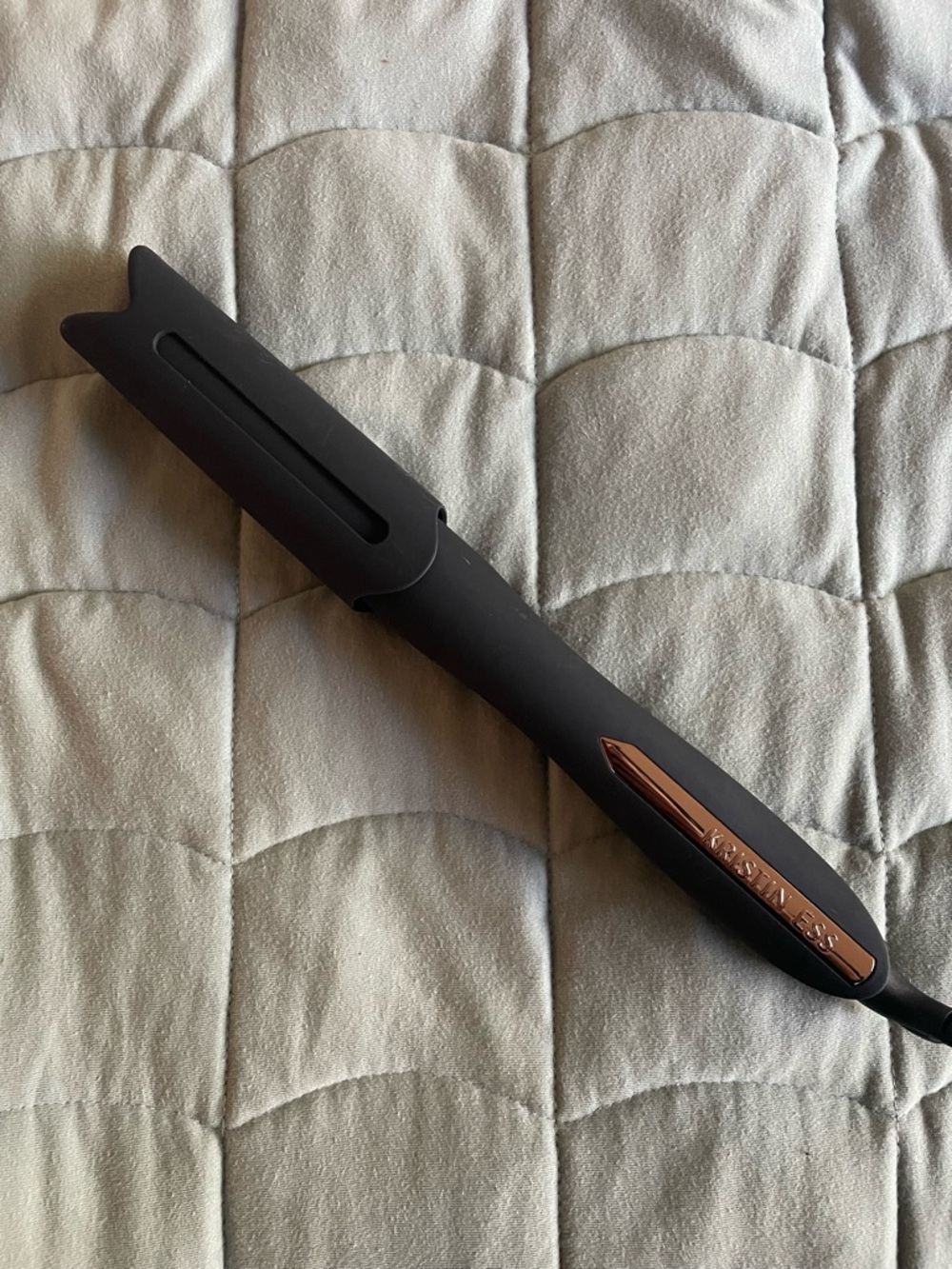 Kristen ess ceramic flat iron